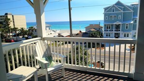 Sunsets and stars are fantastic from this comfy spot on the 2nd level deck.