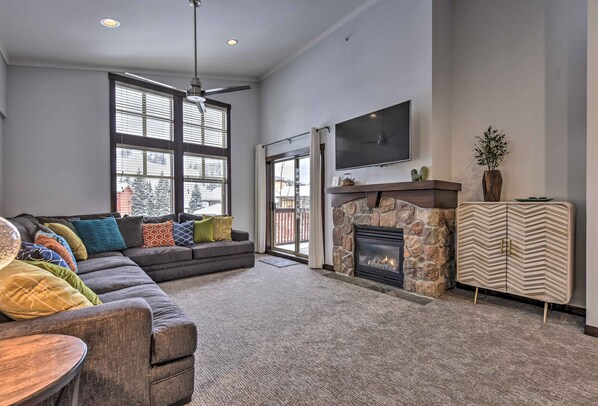 Solitude Vacation Rental | 3BR | 3BA | 1,558 Sq Ft | Stairs Required