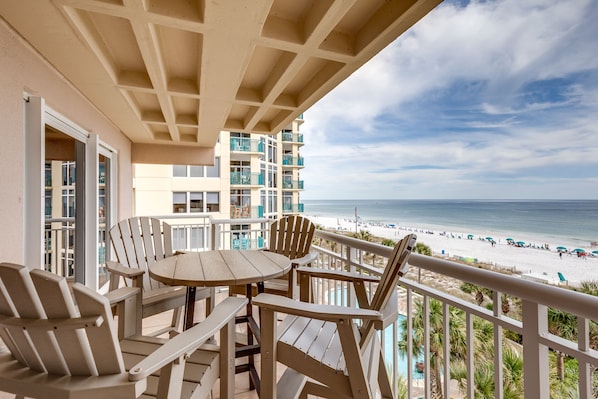 Destin Towers 51 - Spacious balcony with ample seating and incredible beach view