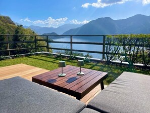 Relax in your private garden and enjoy an aperitif as you take in the view!