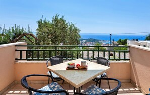 balcony-terrace