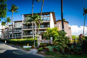 Kihei Ali'i Kai is a clean, quiet complex near beaches, shopping and restaurants