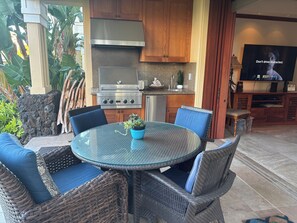 Patio and sliders slide all the way into wall