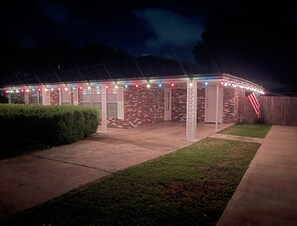 Summer Patriotic Lightning. We also do Fall, Christmas and Mardi Gras.