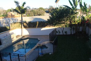 Pool& jacuzzi (outside by the pool area only) 