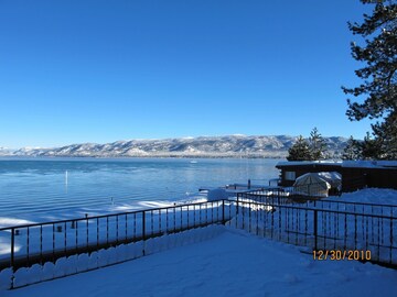 Lake Tahoe Resorts Christmas 2022 Waterfront/Lakefront Views At South Lake Tahoe Christmas Week (Unit M) 【  Jan 2022 】 South Lake Tahoe, California (Ca), Usa