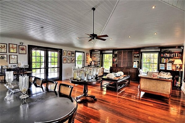 Welcome to Tir Na Nog, an elegantly appointed 10-acre beachfront estate with heated pool on the Banks Road, Eleuthera's premier location.