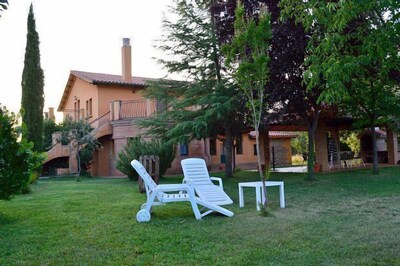 Casa rural (alquiler íntegro) Granja de Cantarinas para 10 personas