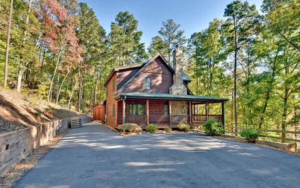 Drive-Up Access: Offers convenient entry to the 100 Acre Woods, showcasing its inviting exterior facade.