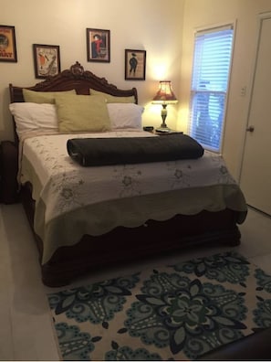Bedroom with 1 “Queen” bed. Top quality mattress. Sleeps max 2 persons.