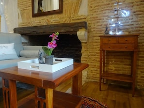 living room decoration detail