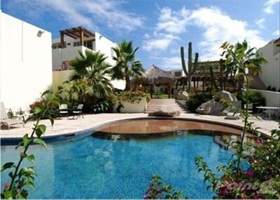 Hermosa Villa con Vista al mar en Tranquila Comunidad Cerrada