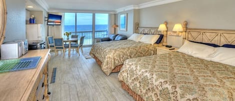 Daytona Beach Resort – Oceanside Resort - 8th Floor Oceanfront Studio