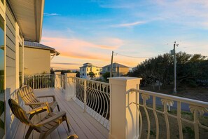 Lizard Palms - Beautiful 30A Vacation Rental House with Private Pool, Golf Cart, and Beach Views in Dune Allen Beach, Florida - Five Star Properties Destin/30A