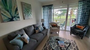 Living Room (1)