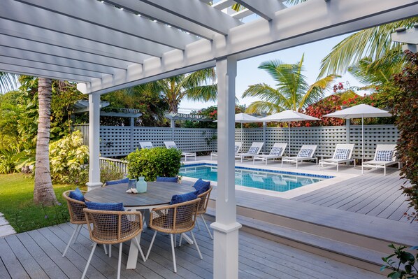 One Palm Hill, beach house with private pool