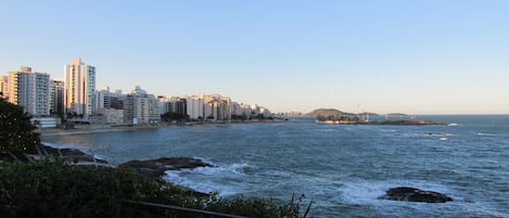 VISTA DA ÁREA DE ESTACIONAMENTO