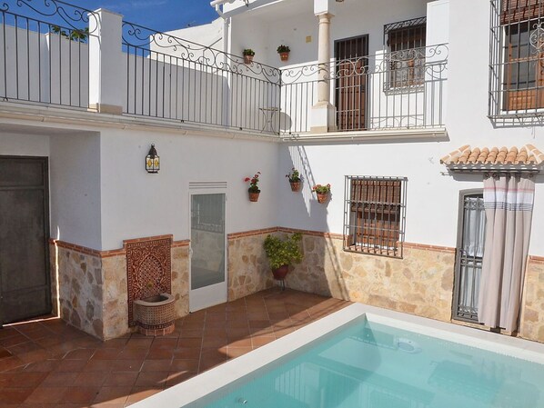 Propriété, Bâtiment, Piscine, Maison, Immobilier, Domicile, Pièce, Villa, Appartement, Biens