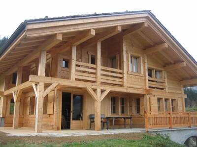 Traditional chalet **** Le Grand Bornand in a beautiful setting