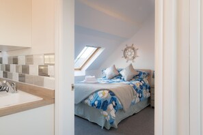 Ty Rhiannon Bedroom - Aberffraw