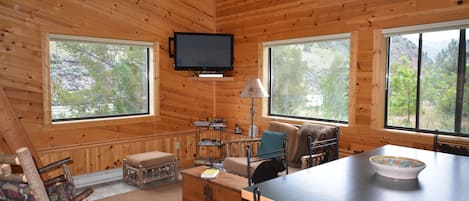 Kitchen and living room- overlooks the Yellowstone River. Satellite TV.