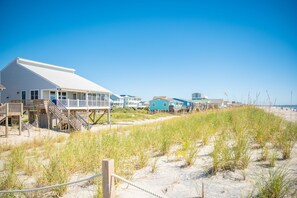 Exterior - Oceanfront / Beach Access