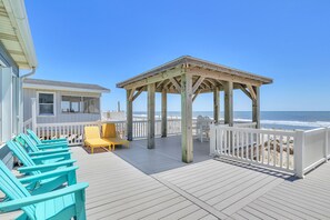 Deck / Gazebo