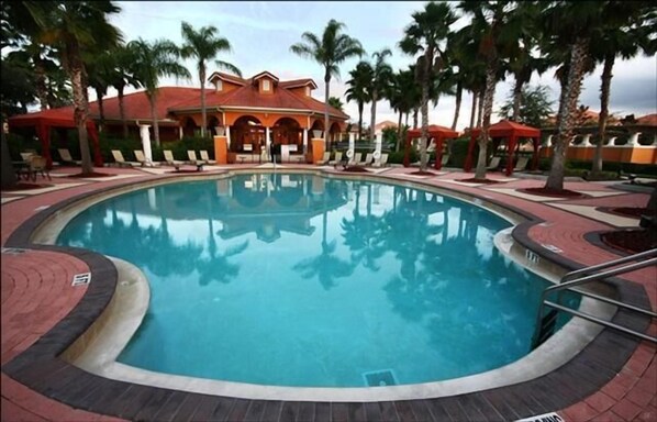 Community pool