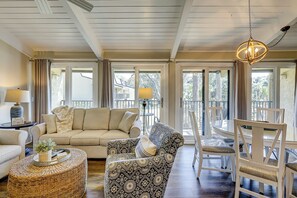 Beautiful living room area with balcony access