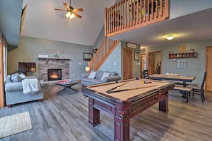 Living Room | Baseboard Heating | Free WiFi