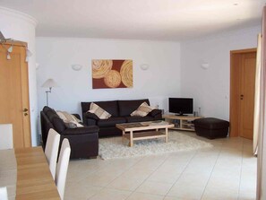 Living and dining area