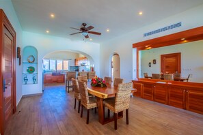 Dining area overlooking kitchen 
