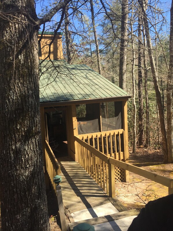 Two bedroom / two bathroom condominium with two screened private porches.