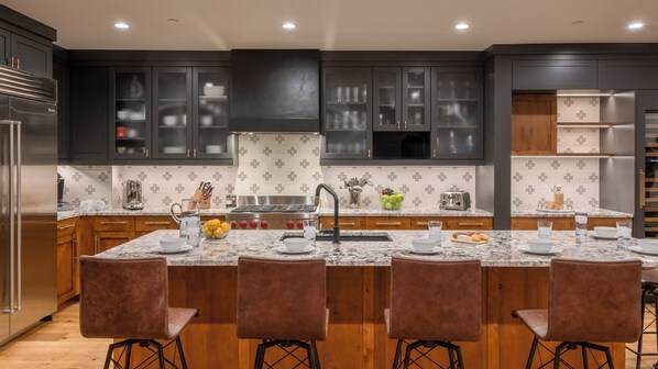 Gourmet Kitchen