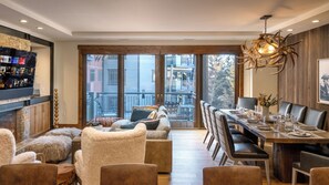 Great Room with TV and Gas Fireplace