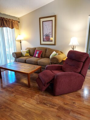 Recliner