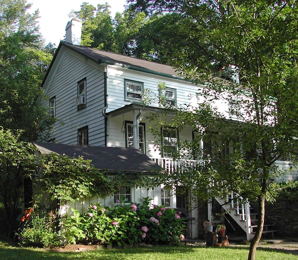 farmhouse in summer