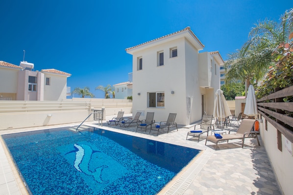 Villa PV5, Beautiful 3BDR Protaras Villa with Private Pool, Close to the centre