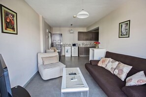 Ayia Napa Holiday Apartment SO9