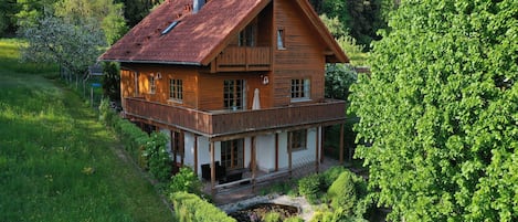 Holzhaus Oberbrändi bathroom