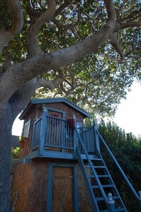 The Hummingbird Cottage, Treehouse & Garden - Ocean & Mountain Views