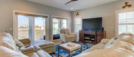 Carolina Beach North Living Room