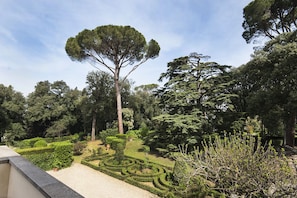 garden view (italian style garden)
