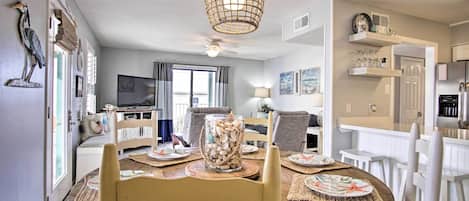 Gulf Shores Vacation Rental | 3BR | 2BA | 1,000 Sq Ft | Steps Required