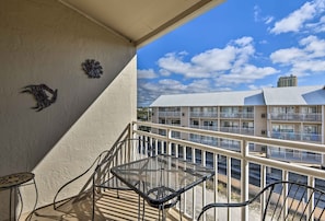 Private Balcony | Community Amenities | Oceanfront | 3rd Story Condo