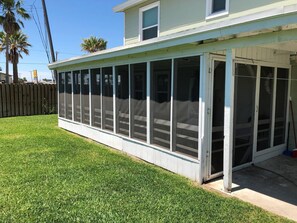 Screened in Porch