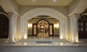 ENTERANCE 