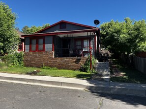 Parking on street in front