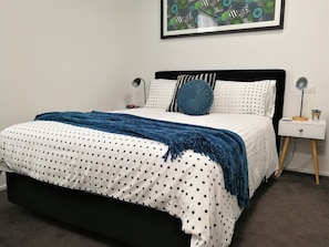 Queen bed