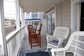 Large front deck to sit back and enjoy the sounds of  the ocean!!